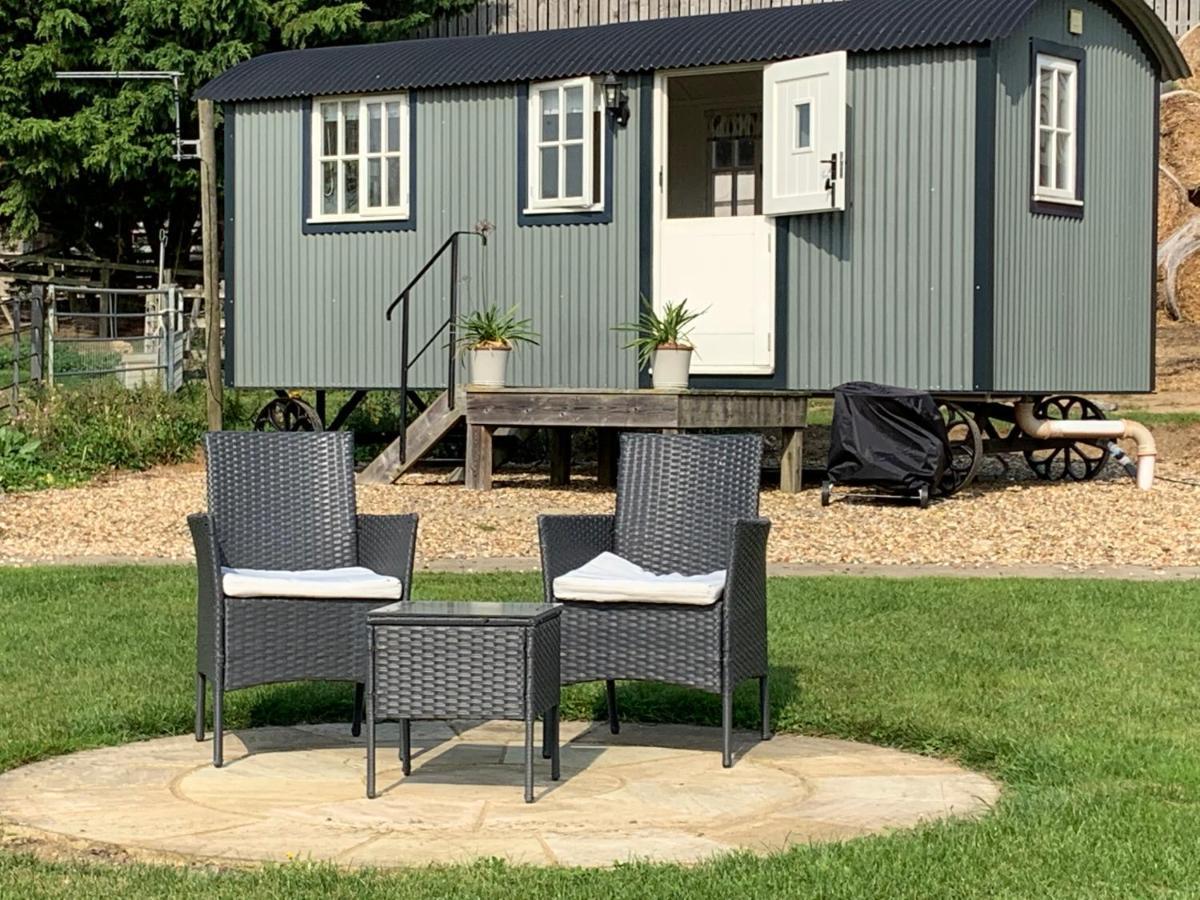 Weatherhead Farm Shepherds Hut Vila Buckingham Exterior foto