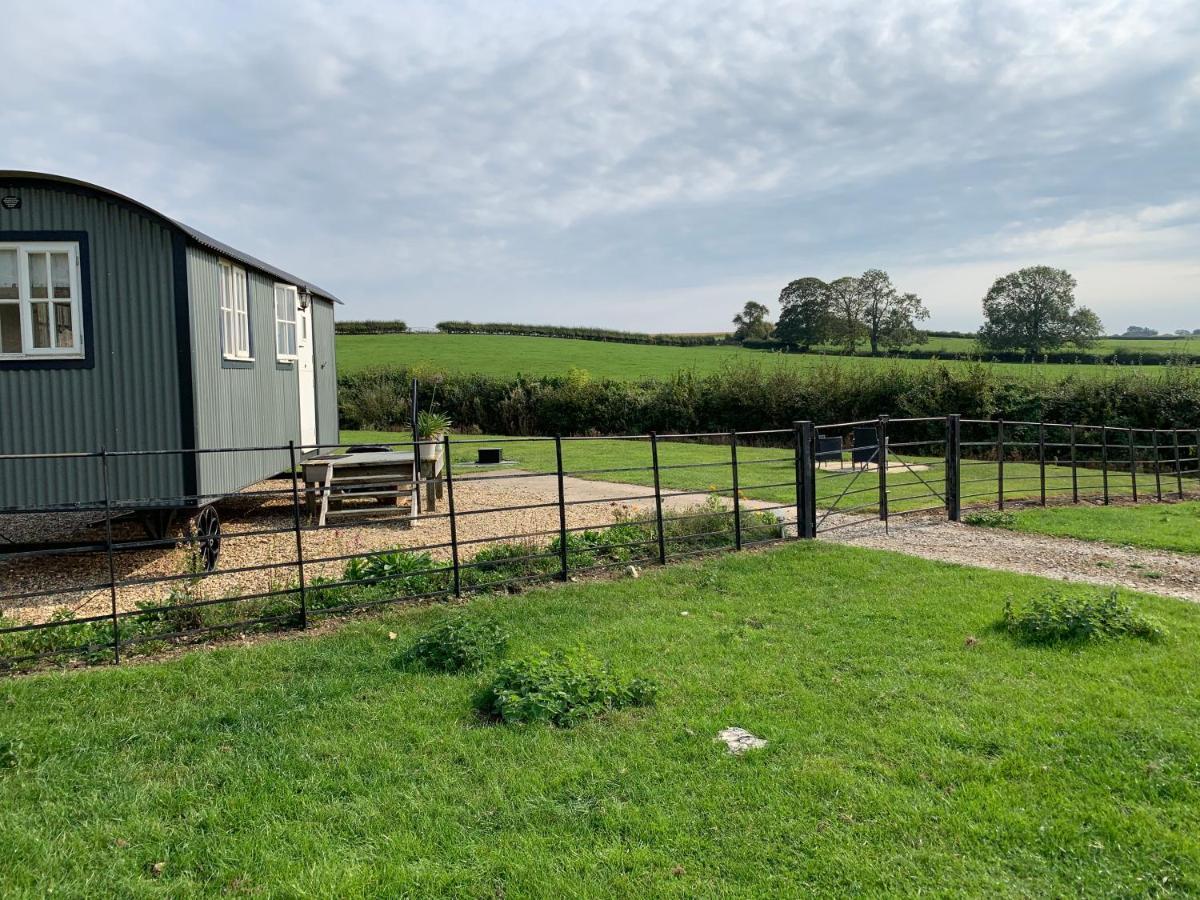 Weatherhead Farm Shepherds Hut Vila Buckingham Exterior foto