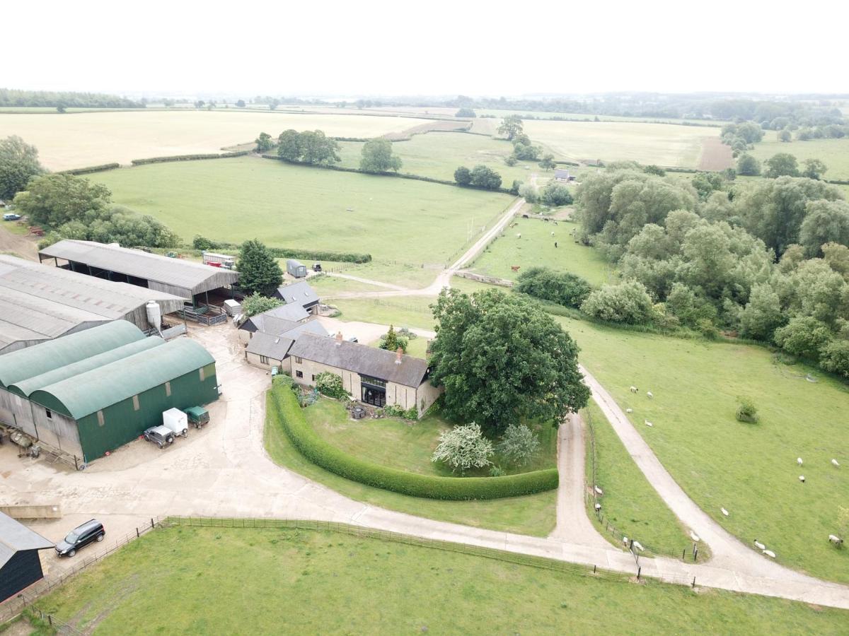 Weatherhead Farm Shepherds Hut Vila Buckingham Exterior foto
